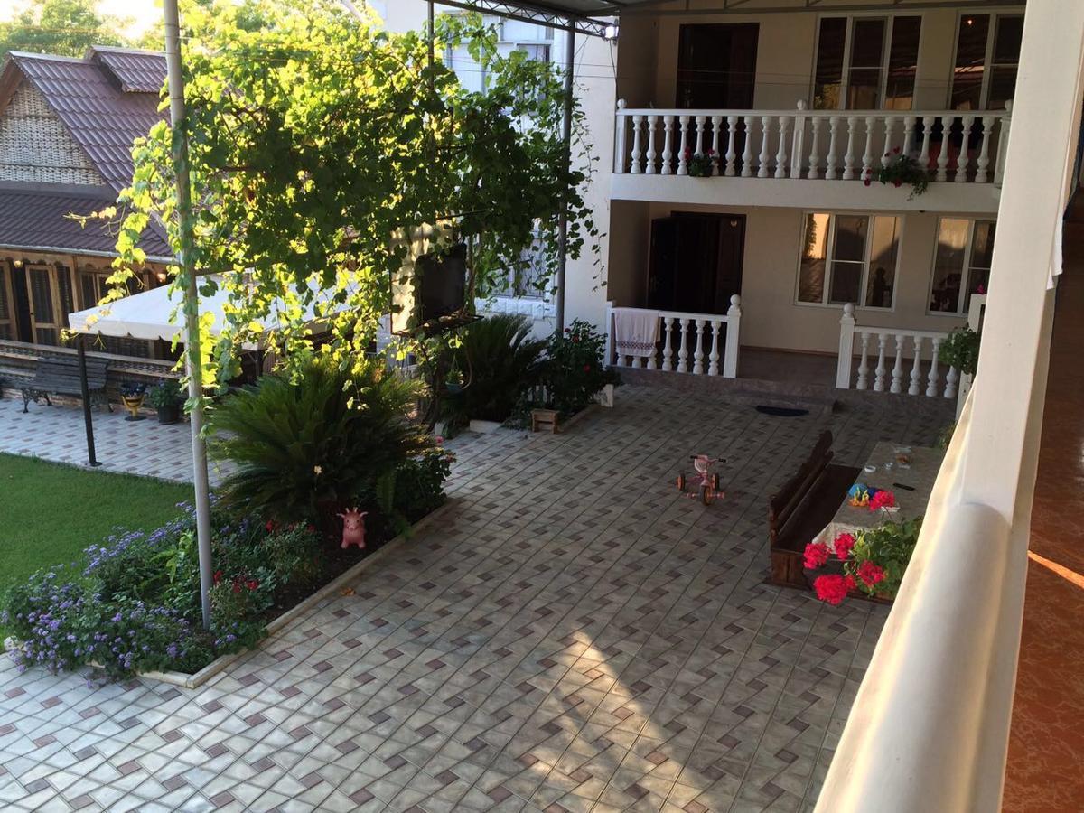 Guest House Liel Sochumi Exterior foto